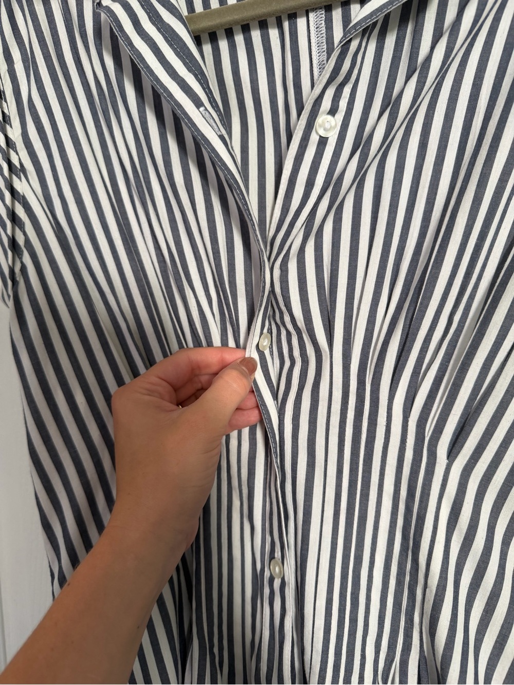 Abercrombie & Fitch Cinch Waist Poplin Midi Shirt Dress - Picture 4 of 4